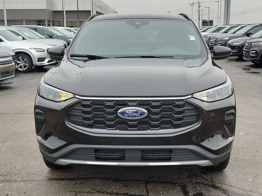 Certified 2025 Ford Escape ST-Line AWD/4WD video 2