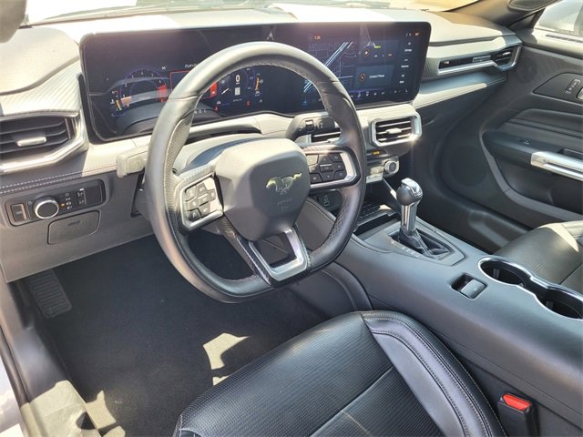 Used 2024 Ford Mustang Premium image 7