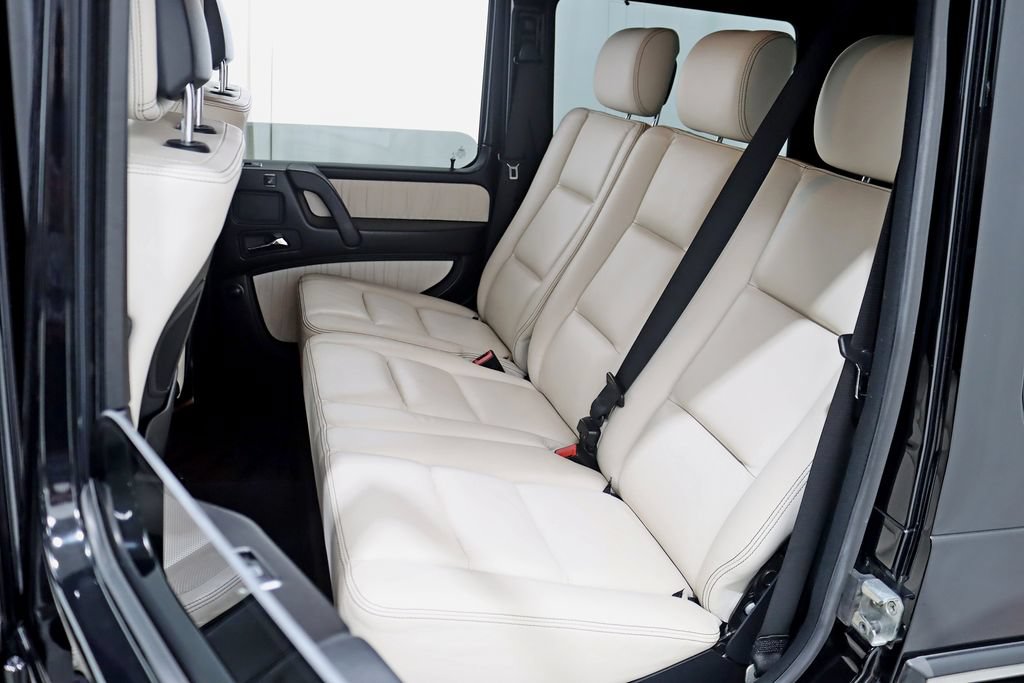 Used 2015 Mercedes-Benz G 63 AMG 4MATIC image 28