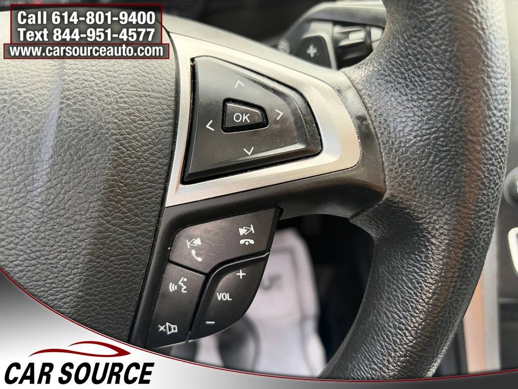 Used 2018 Ford Fusion SE w/ Fusion SE Technology Package FWD image 10