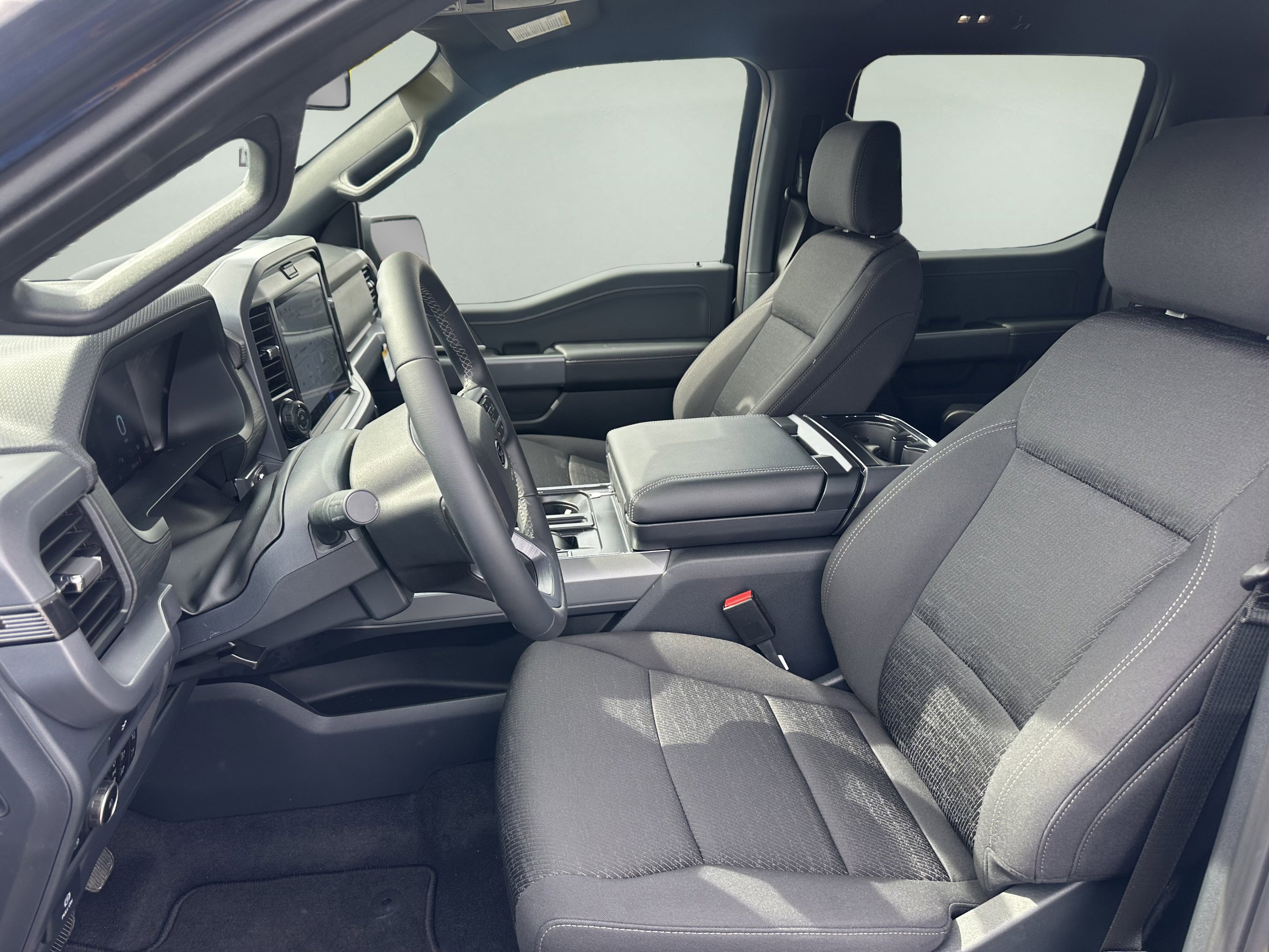 New 2026 Ford F150 XLT w/ Equipment Group 302A MID image 9