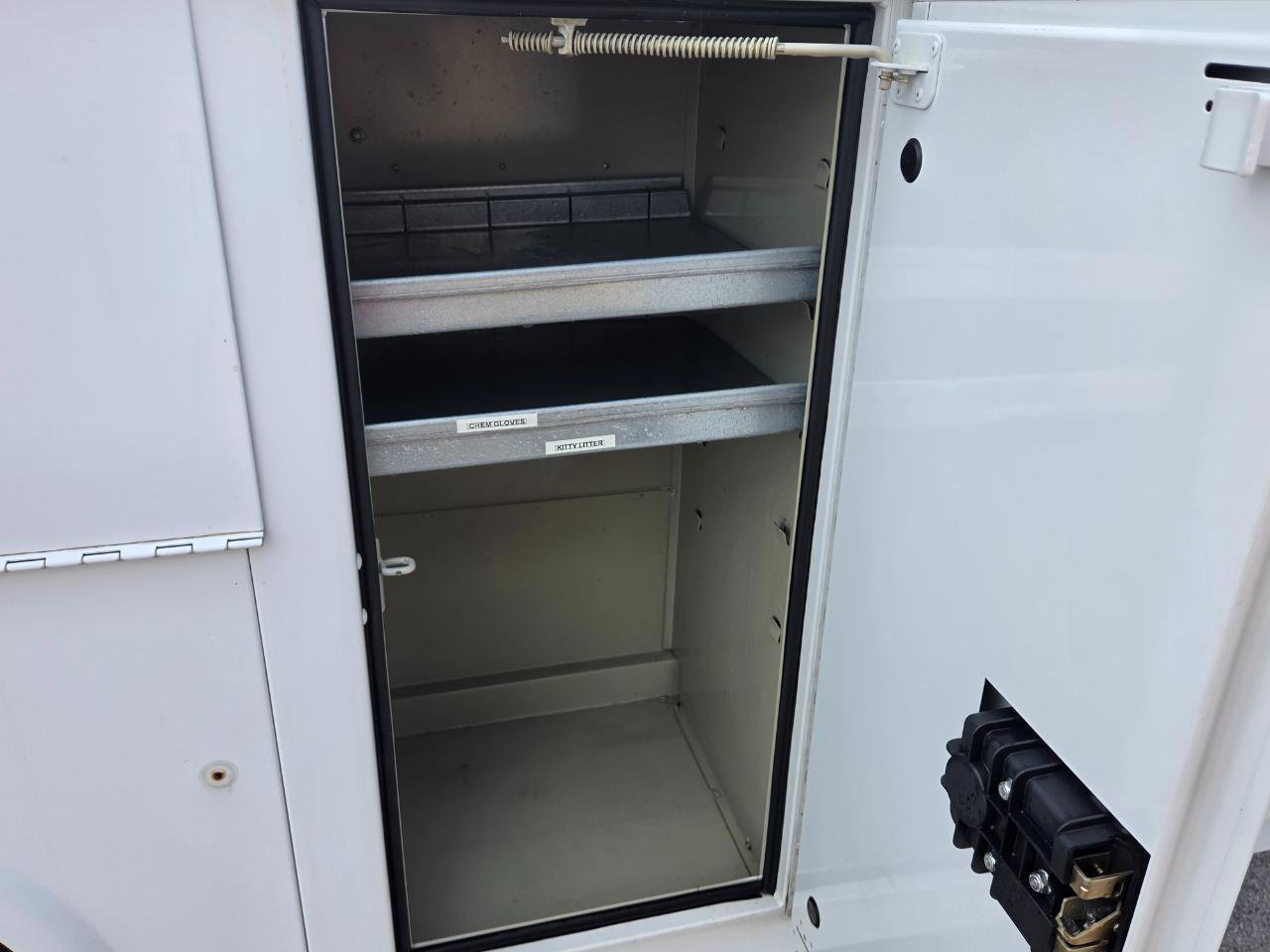 Used 2011 Ford E-350 and Econoline 350 Super Duty w/ PWR Locks & Windows Group RWD image 26