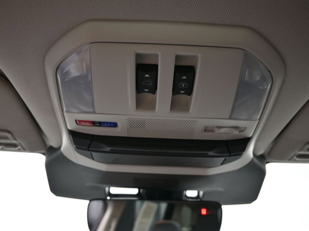 Used 2023 Subaru Ascent Onyx Edition Limited image 11