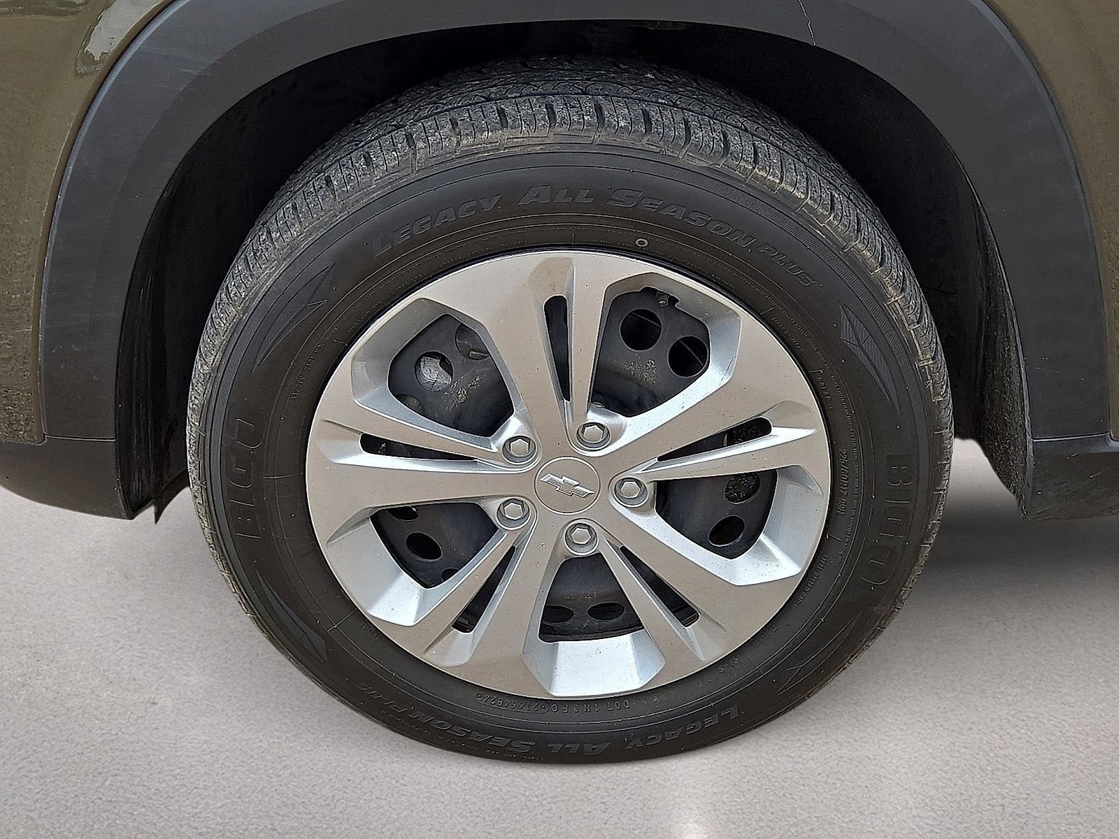 Used 2024 Chevrolet Trax LS FWD image 10