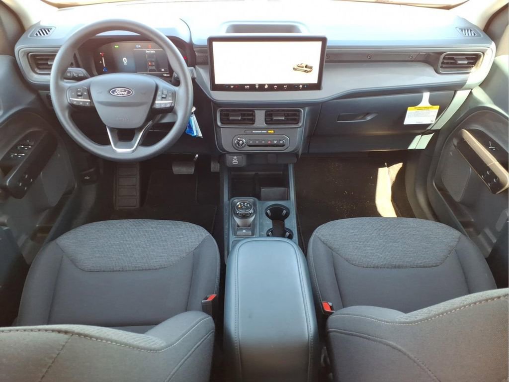 Used 2025 Ford Maverick XL image 18