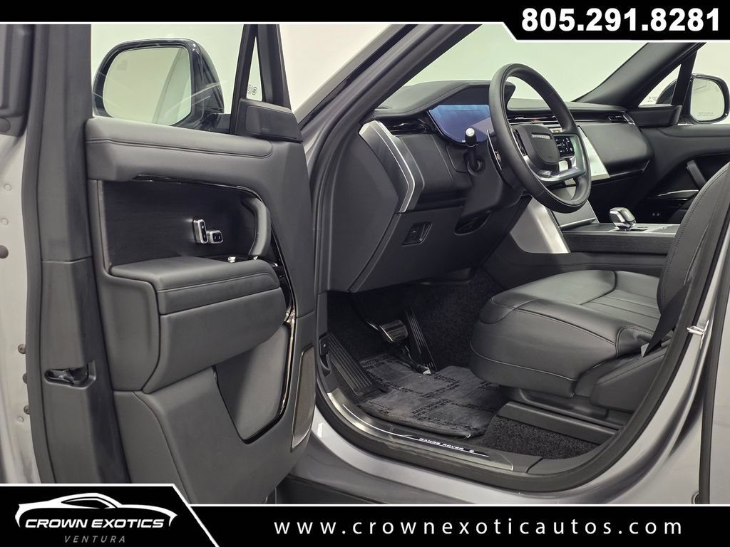 Used 2024 Land Rover Range Rover SV AWD/4WD image 25