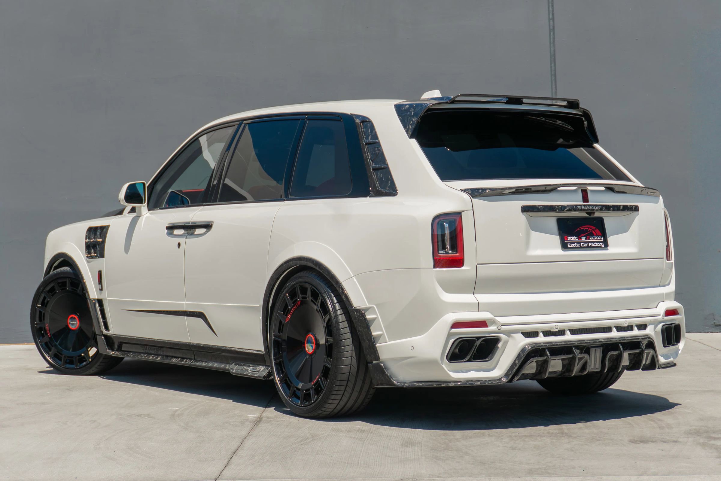 Used 2026 Rolls-Royce Cullinan AWD/4WD image 8