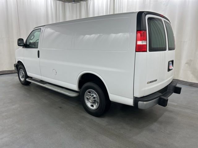 Used 2024 Chevrolet Express 2500 Work Van w/ Driver Convenience Package image 3