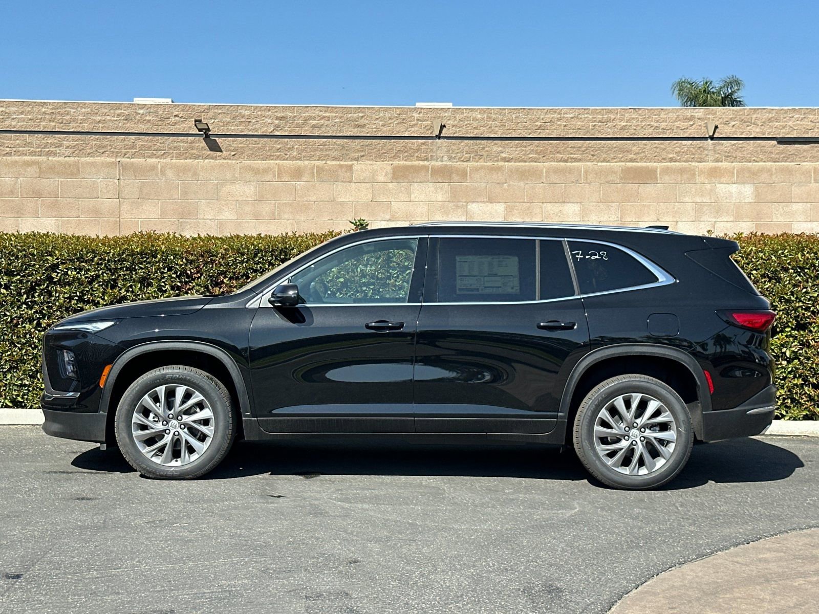 New 2026 Buick Enclave Preferred FWD image 7