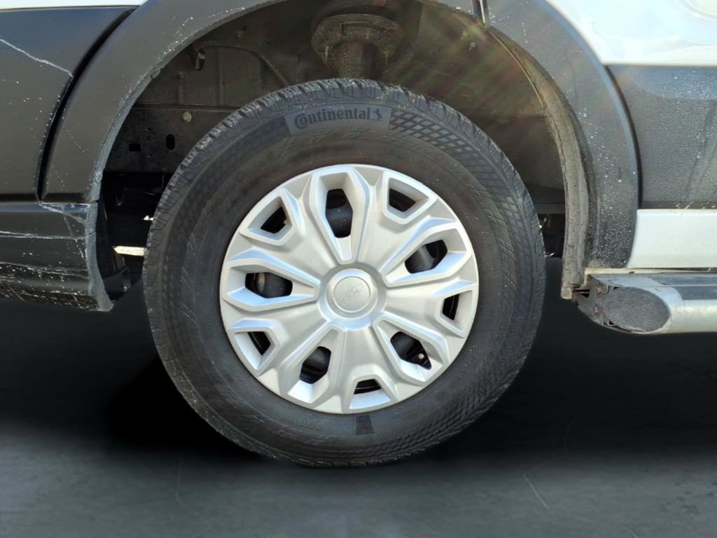 Used 2024 Ford Transit 250 Low Roof w/ Exterior Upgrade Package image 12