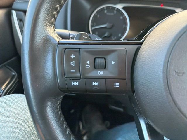 Used 2023 Nissan Rogue SV w/ SV Premium B Package AWD/4WD image 20