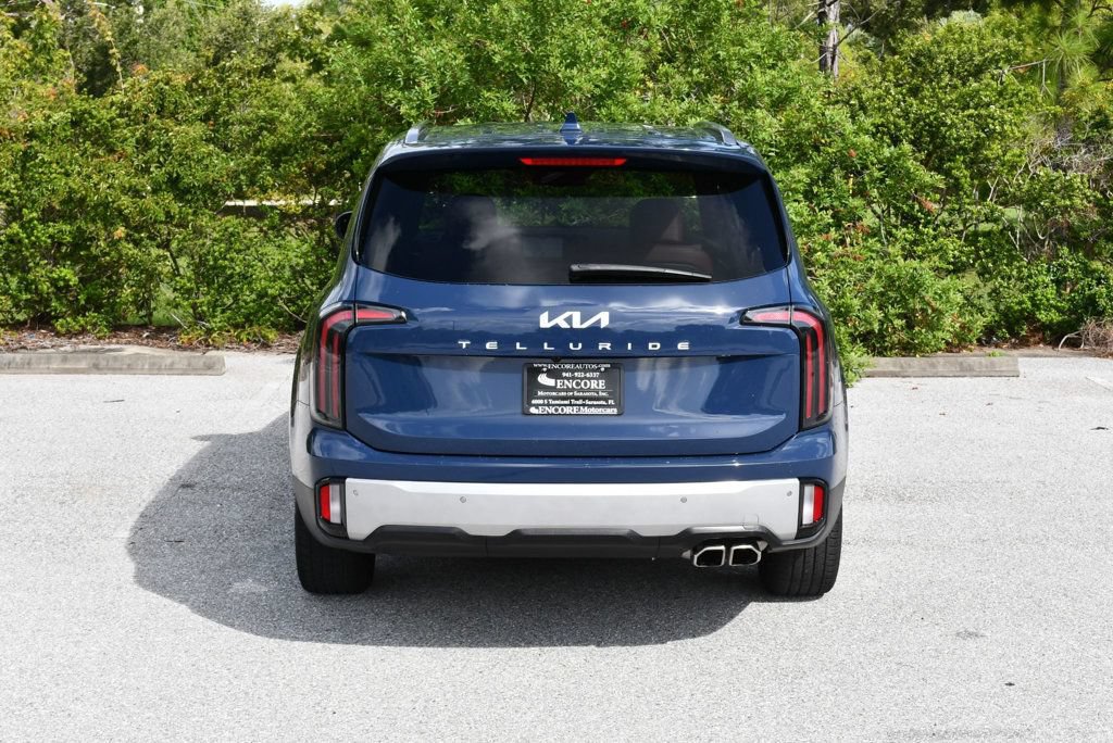 Used 2023 Kia Telluride EX FWD image 30