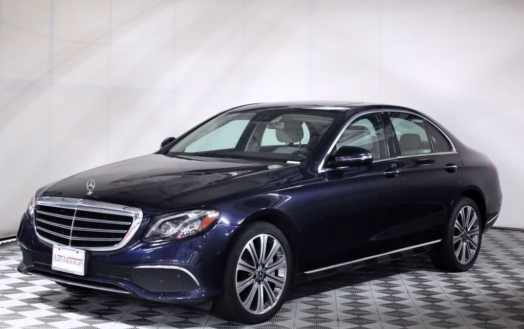 Certified 2018 Mercedes-Benz E 400 4MATIC Sedan image 3