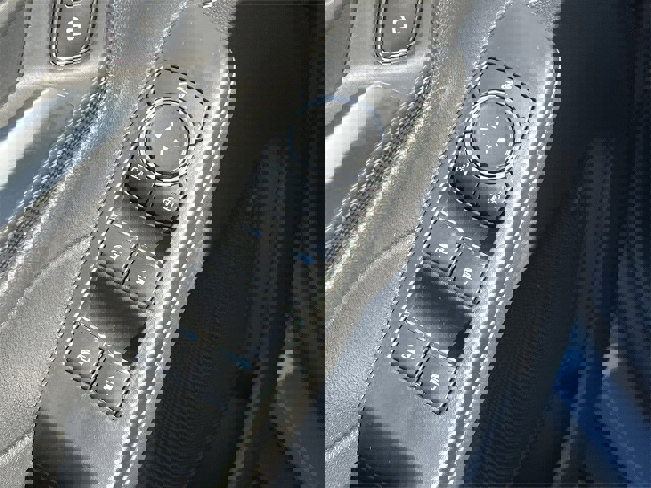 New 2025 Ford Escape ST-Line w/ Tech Pack #1 image 18