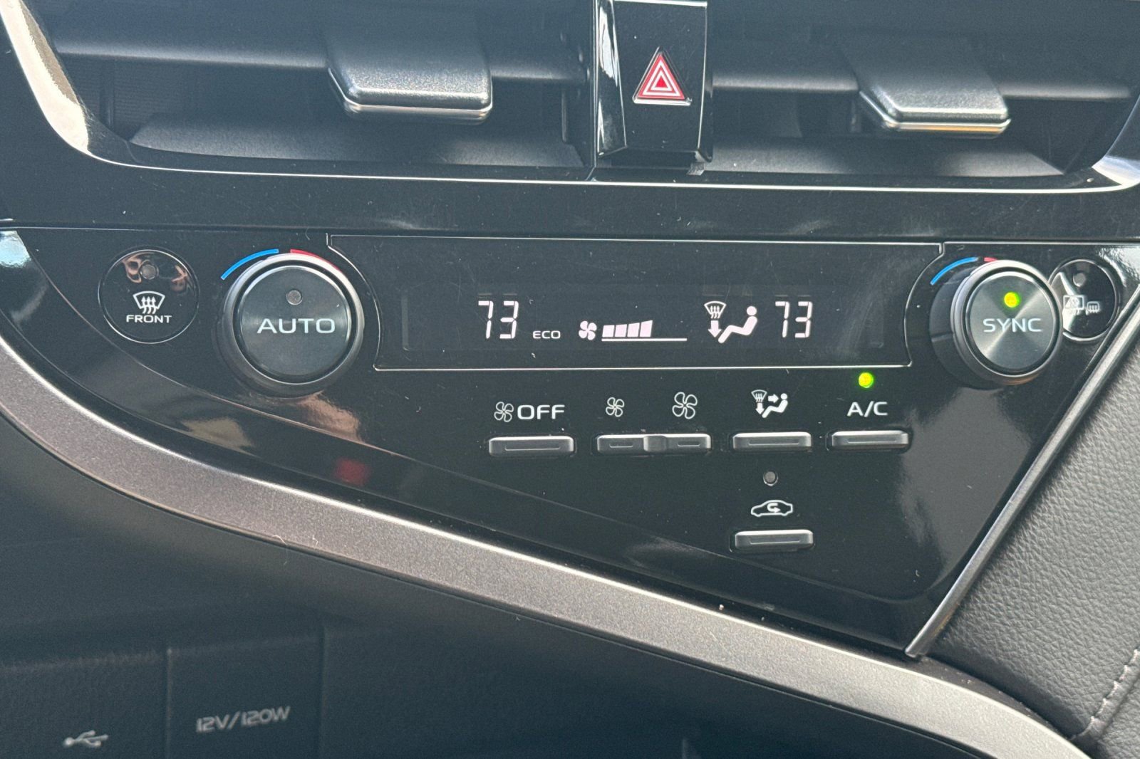 Used 2023 Toyota Camry SE image 24