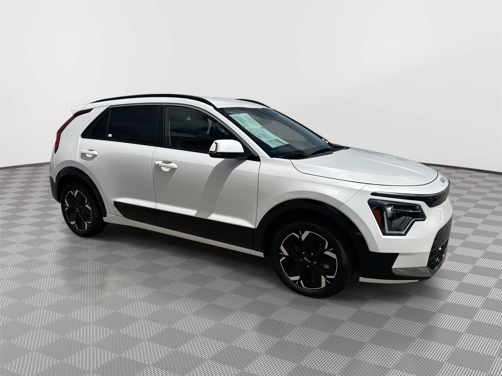 Used 2024 Kia Niro Wind FWD image 3