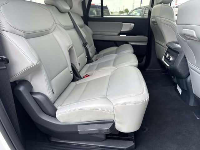 New 2026 Ford Expedition Max Active image 12