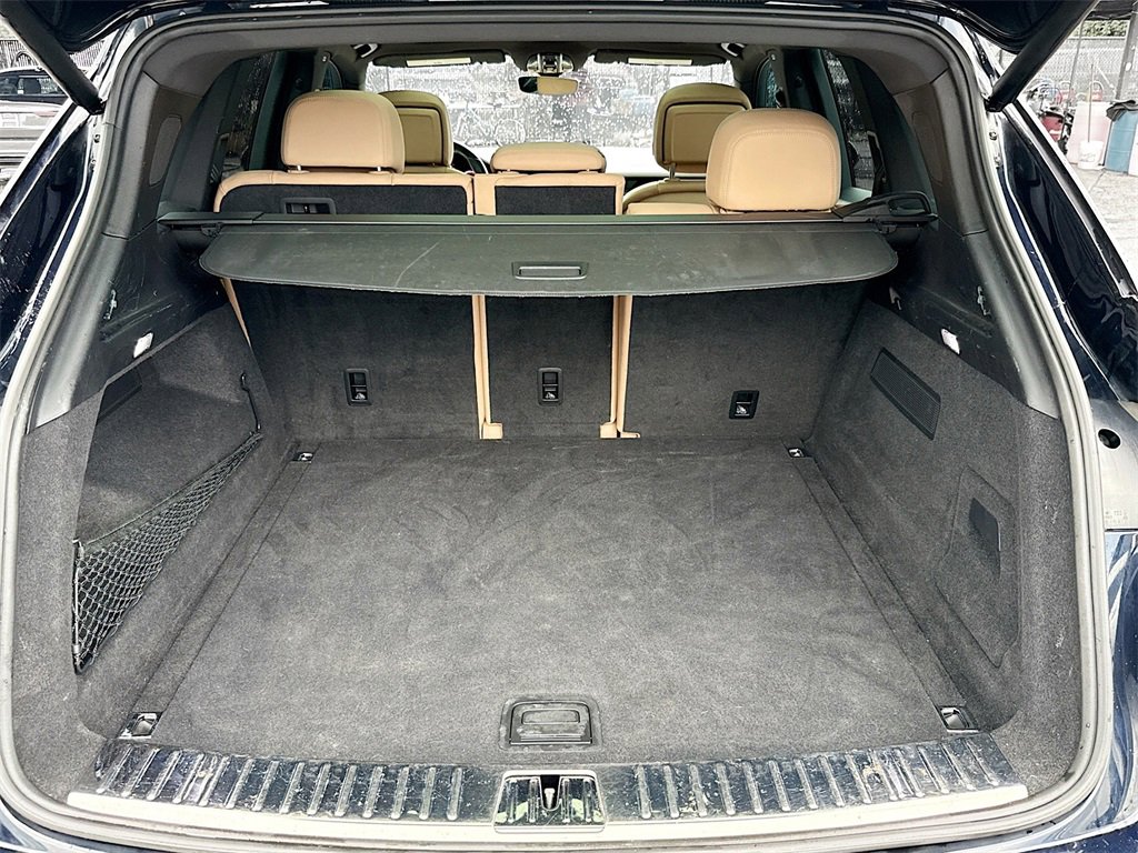 Used 2020 Porsche Cayenne image 30