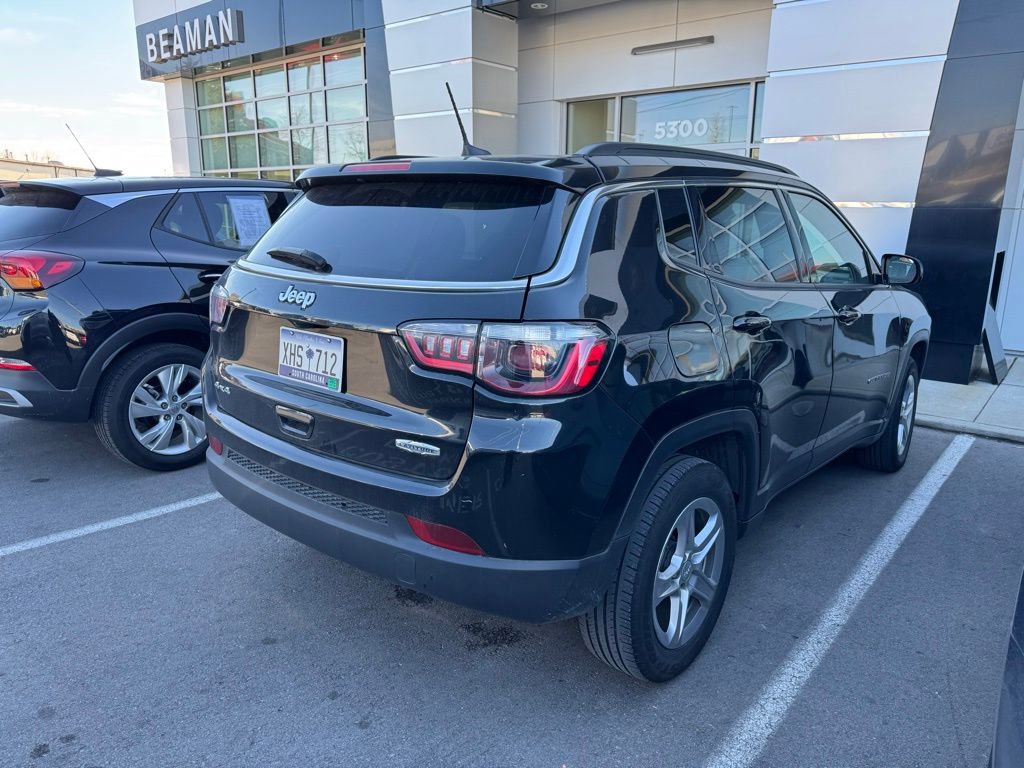 Used 2024 Jeep Compass Latitude w/ Altitude Special Edition image 8