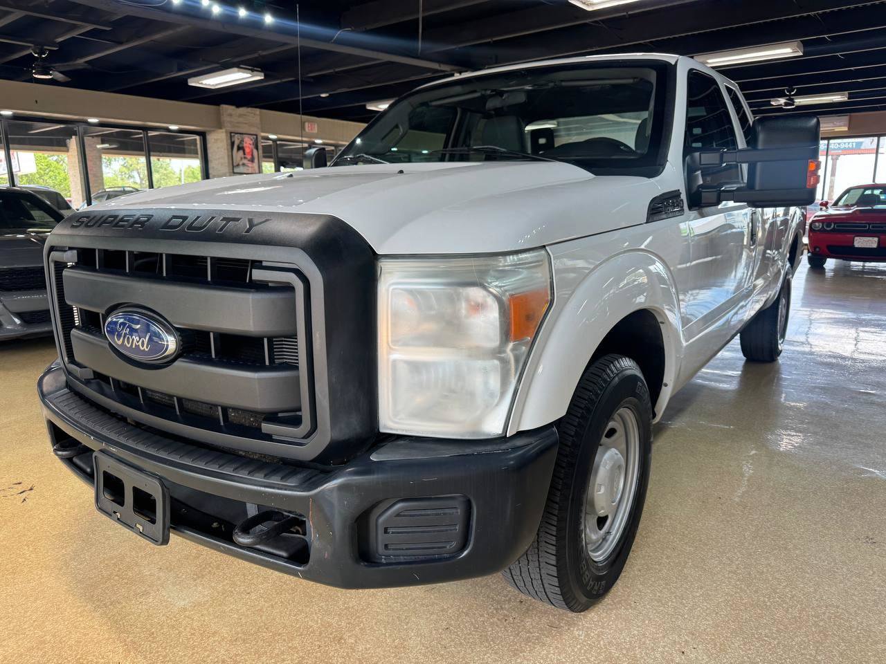 Used 2015 Ford F250 XL w/ Power Equipment Group RWD image 3