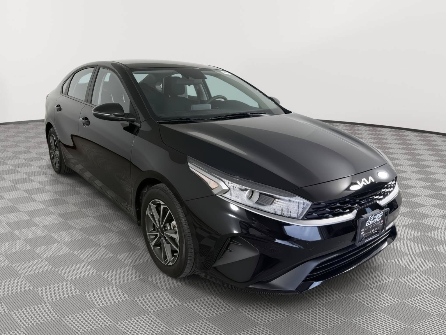 Used 2024 Kia Forte LXS w/ LXS Technology Package FWD image 1