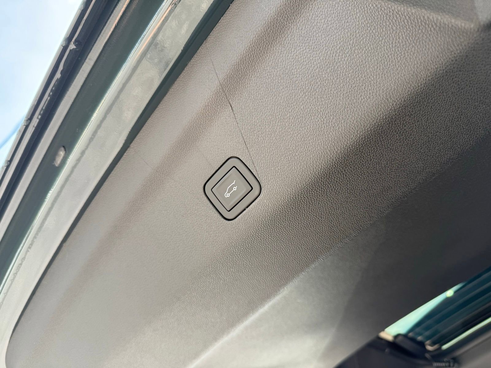 New 2026 Chevrolet Tahoe RST image 26