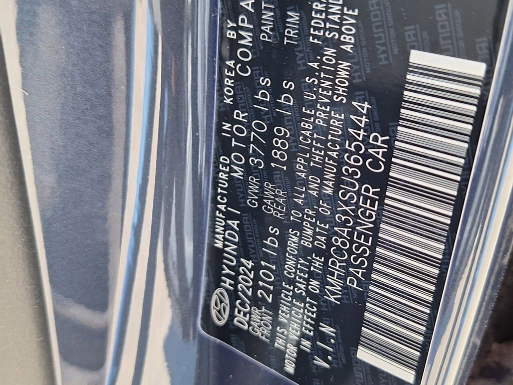 New 2025 Hyundai Venue Limited image 28