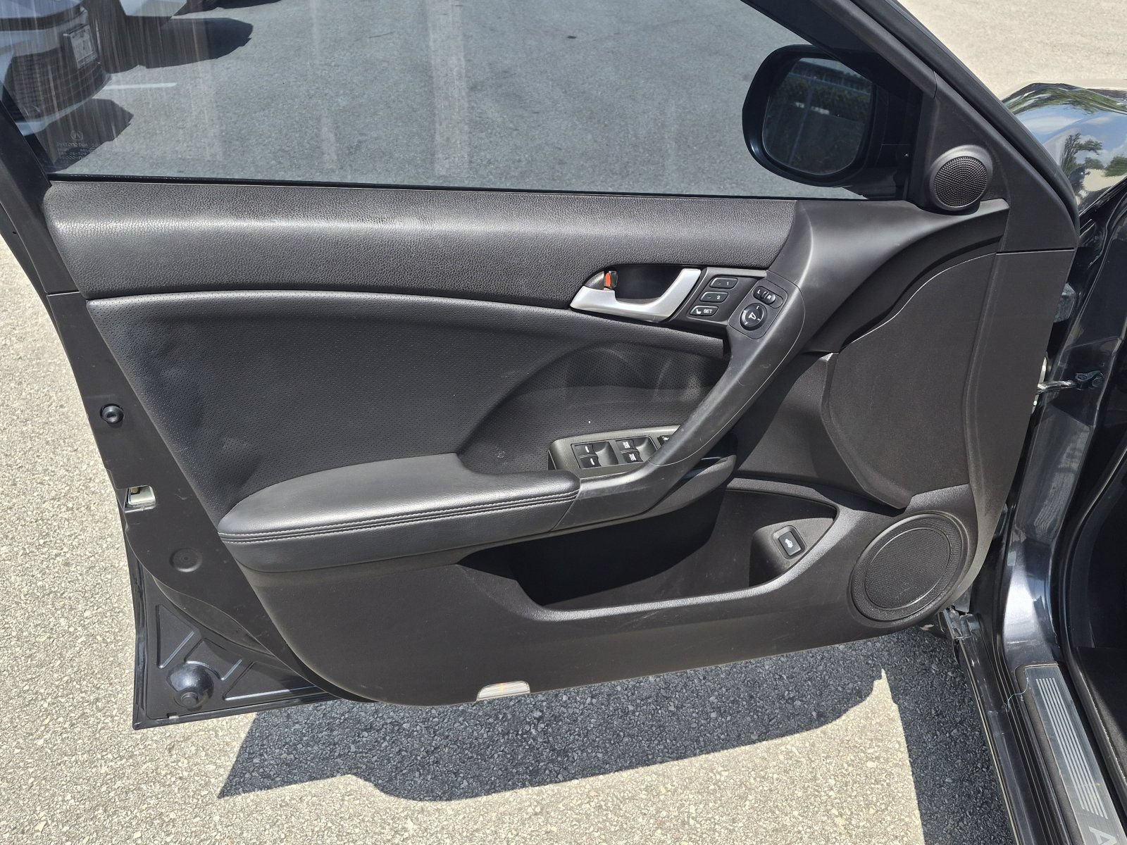 Used 2011 Acura TSX Sedan FWD image 10