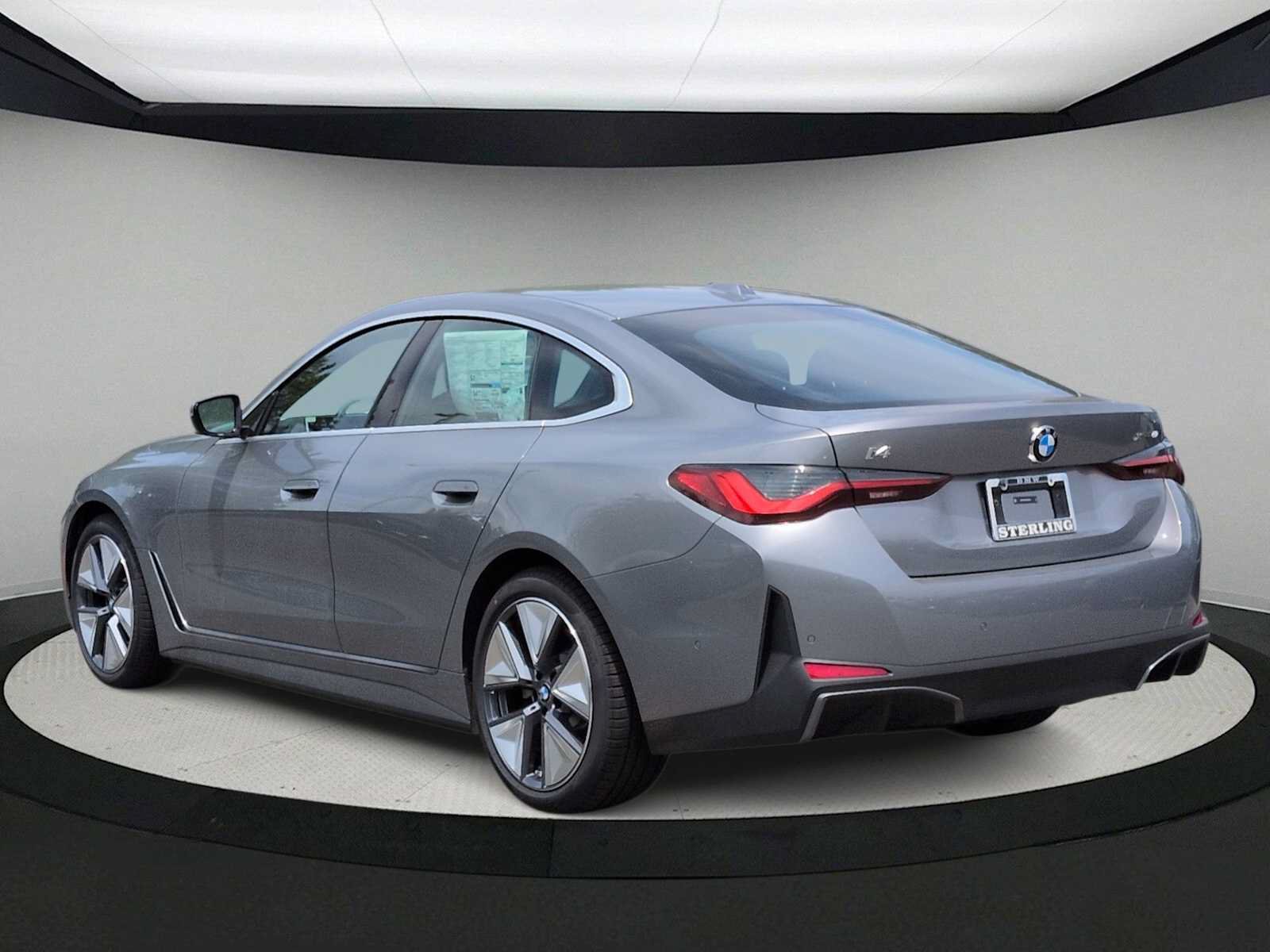 Used 2026 BMW i4 xDrive40i w/ Premium Package AWD/4WD image 6