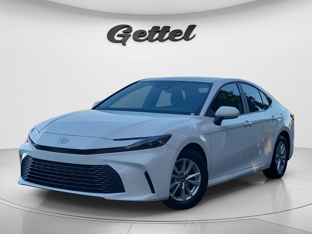 Certified 2025 Toyota Camry LE FWD image 1