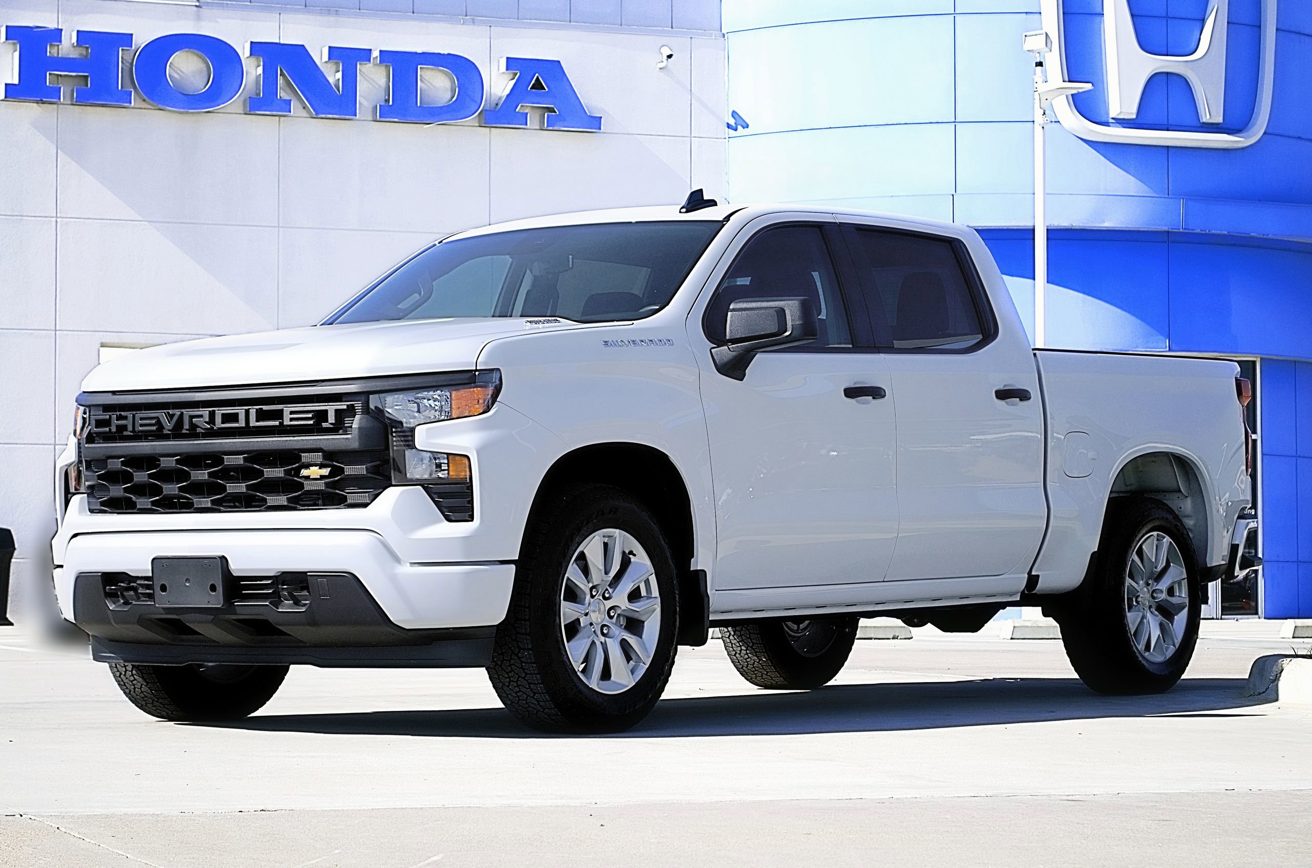 Used 2025 Chevrolet Silverado 1500 Custom