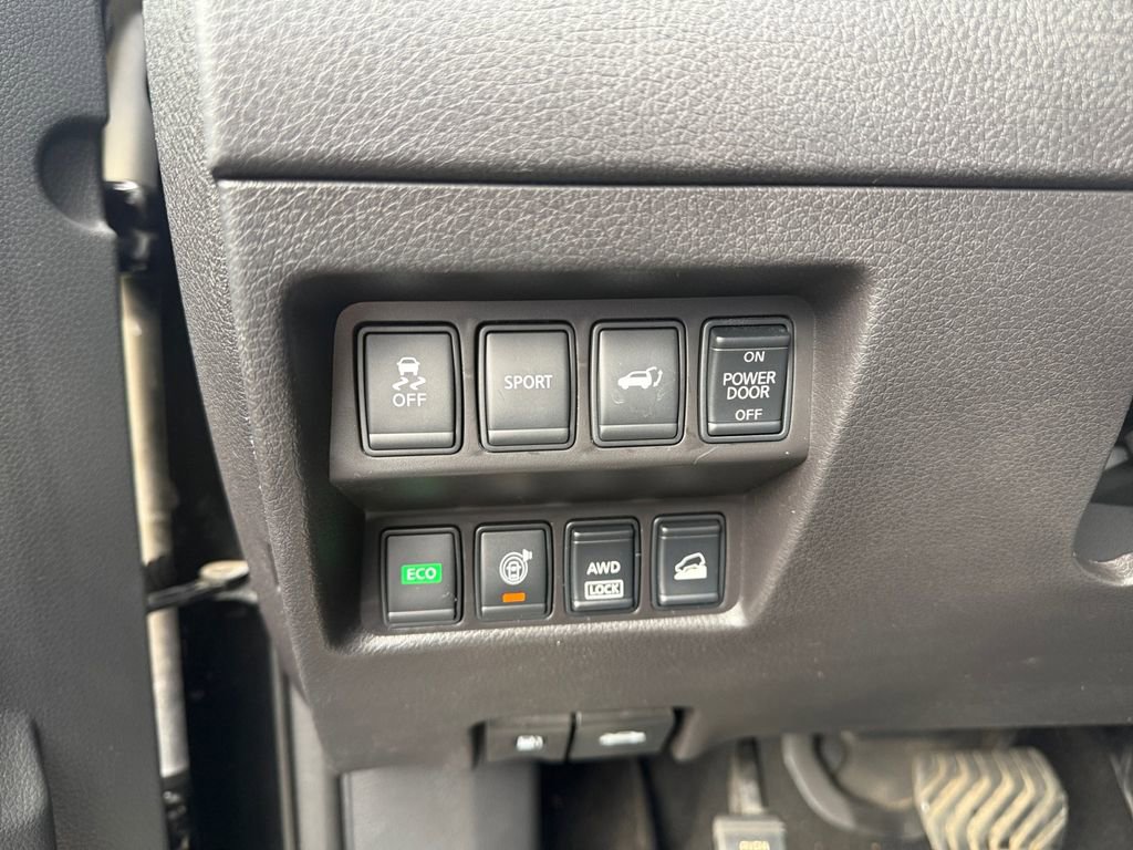 Used 2016 Nissan Rogue SL w/ SL Premium Package image 18