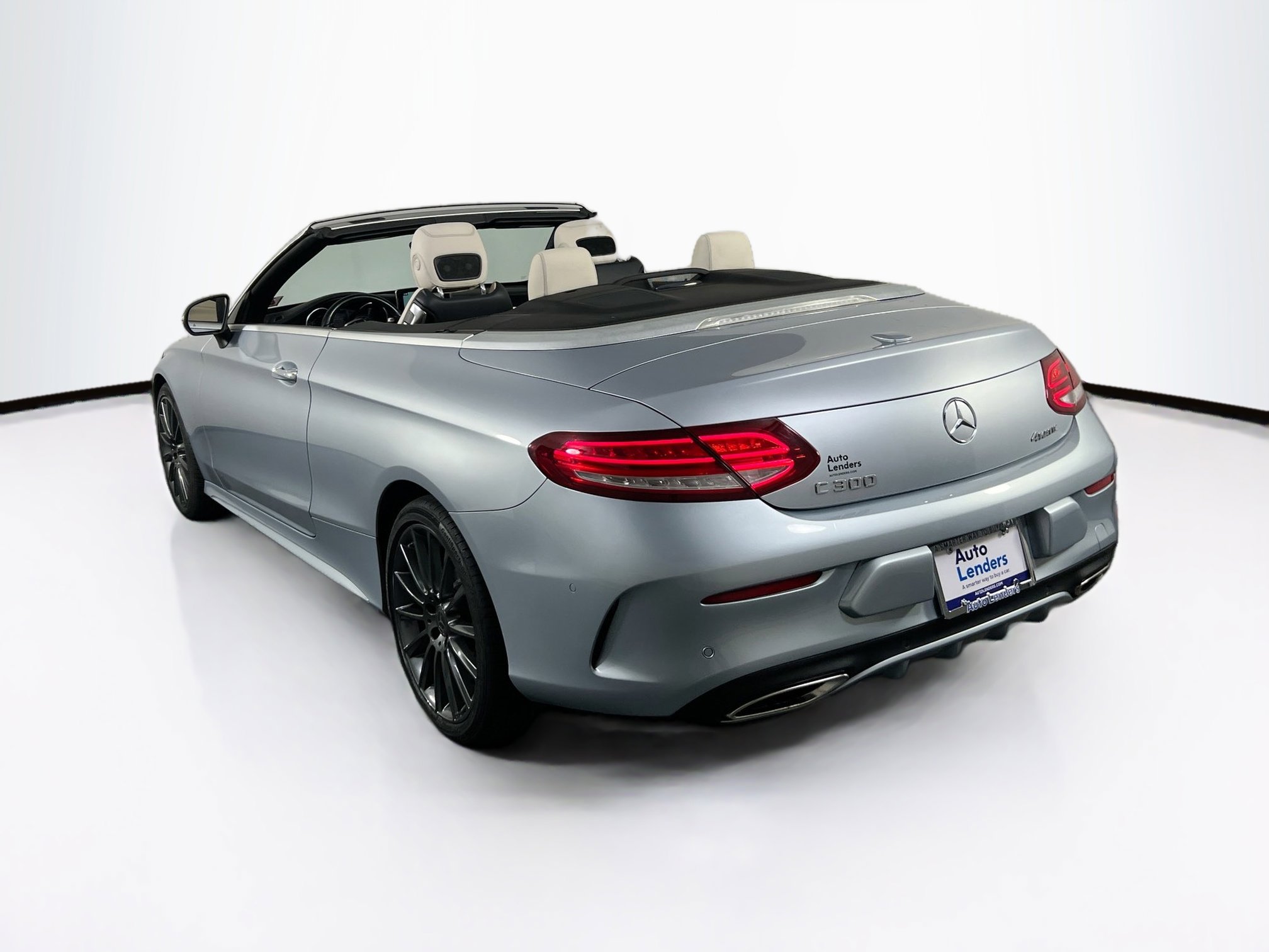 Used 2017 Mercedes-Benz C 300 4MATIC Cabriolet image 7