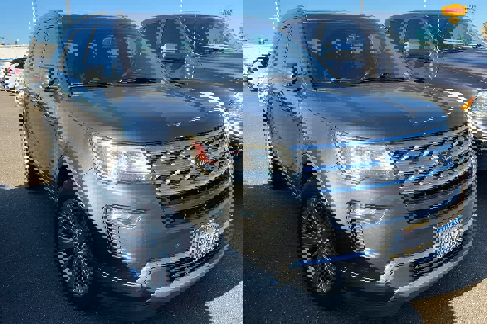 Used 2019 Ford Explorer Limited w/ Class III Trailer Tow Package FWD image 3