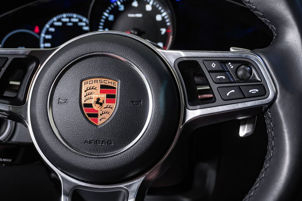 Used 2019 Porsche Cayenne S AWD/4WD image 18
