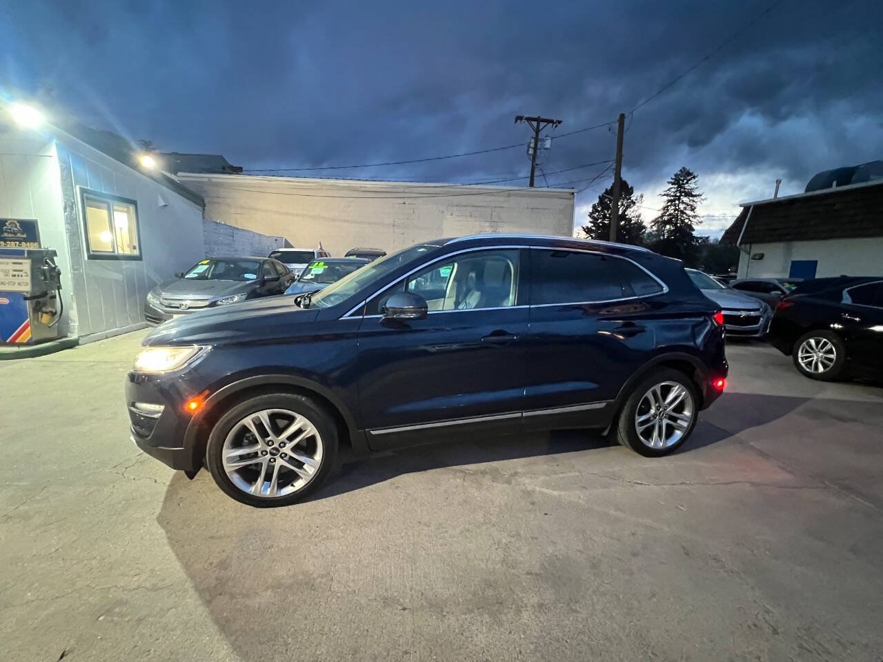 Used 2015 Lincoln MKC AWD w/ Equipment Group 102A Reserve image 23