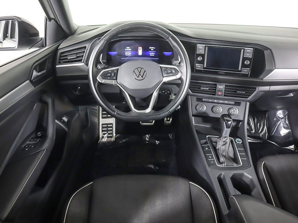 Used 2023 Volkswagen Jetta Sport image 31