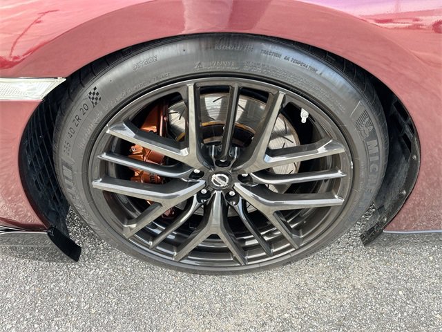 Used 2010 Nissan GT-R Premium image 16