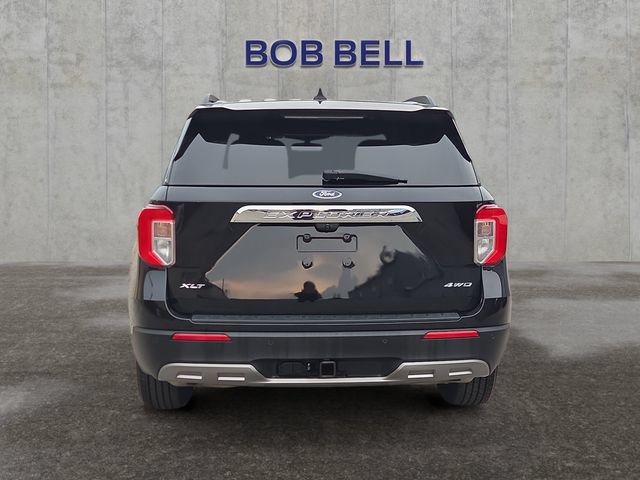 Certified 2022 Ford Explorer XLT w/ Equipment Group 202A AWD/4WD image 4