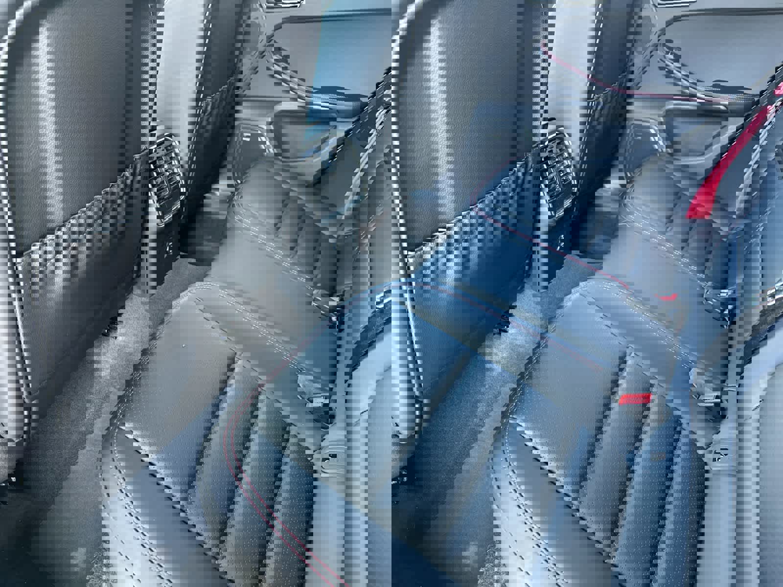 New 2026 Porsche Macan GTS AWD/4WD image 13