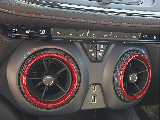 Used 2022 Chevrolet Blazer RS w/ Enhanced Convenience Package image 24