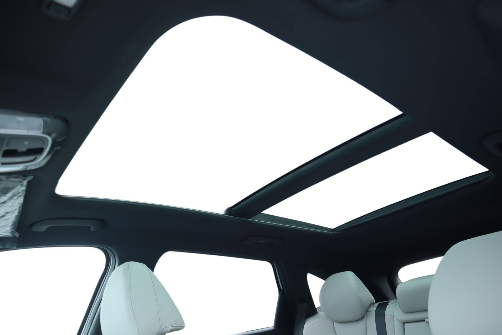 New 2026 Hyundai Tucson Limited image 22