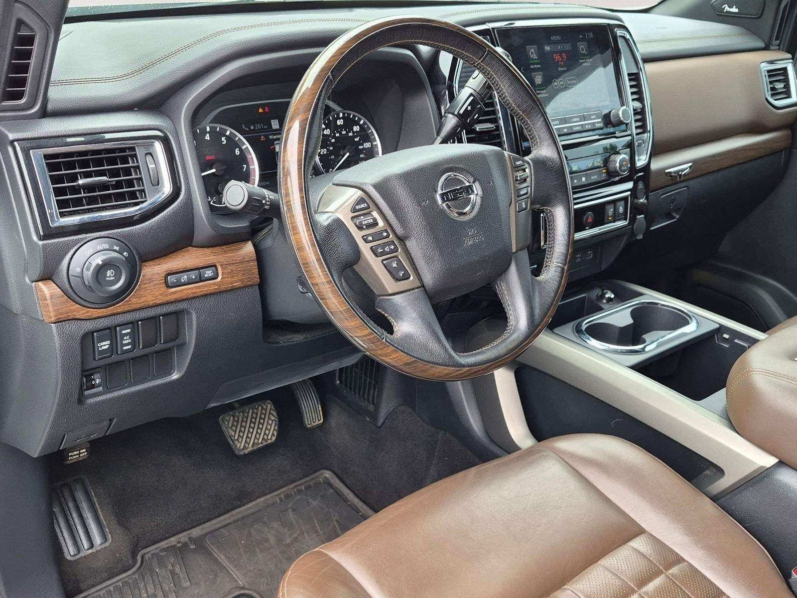 Used 2020 Nissan Titan Platinum Reserve AWD/4WD image 28