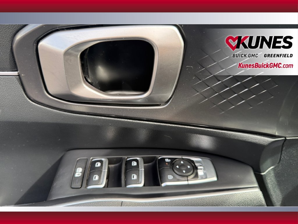 Used 2024 Kia Sorento S FWD image 20