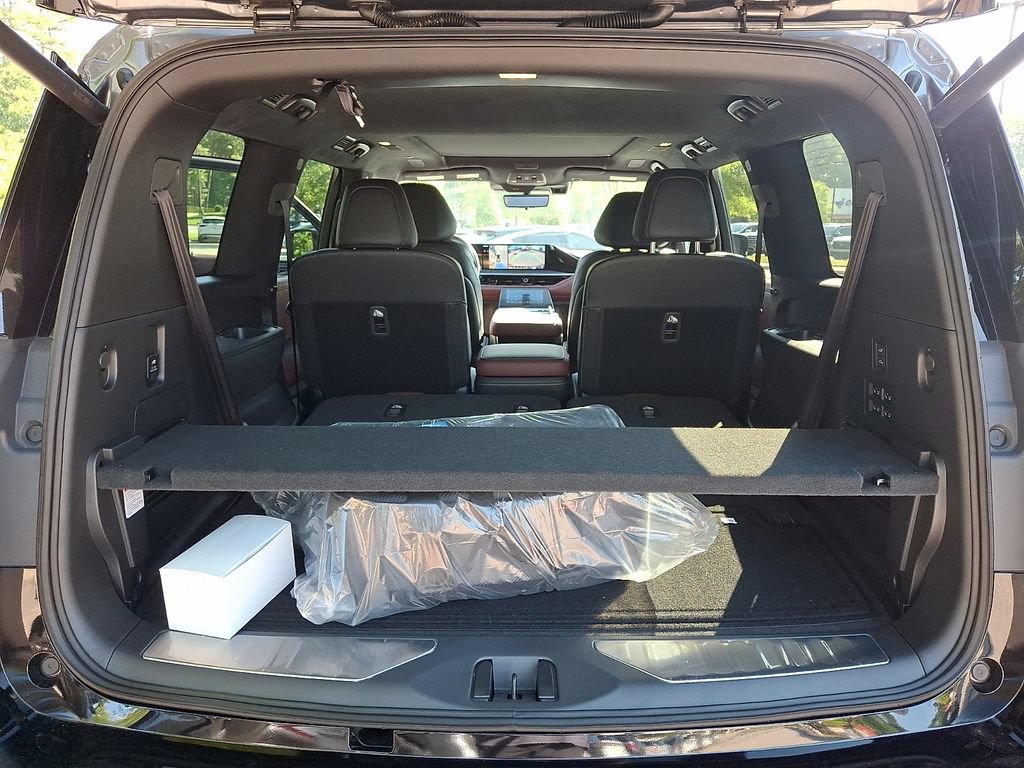 Used 2026 INFINITI QX80 Autograph w/ Premium Cargo Package AWD/4WD image 28