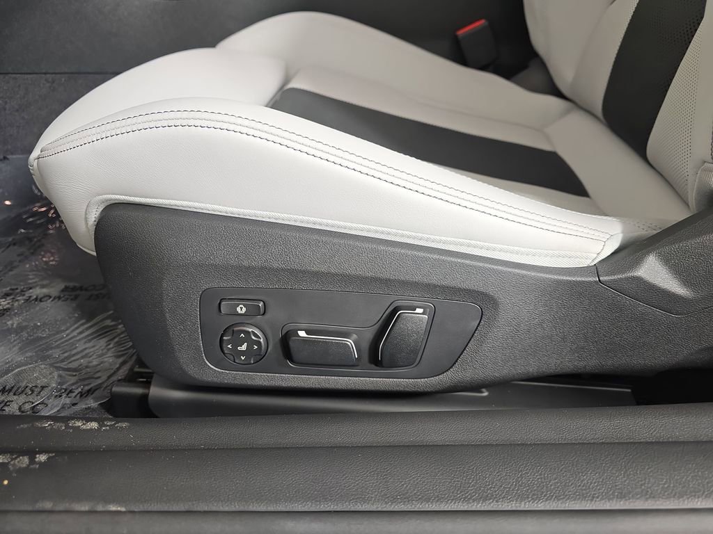 New 2026 BMW M4 xDrive Competition image 28