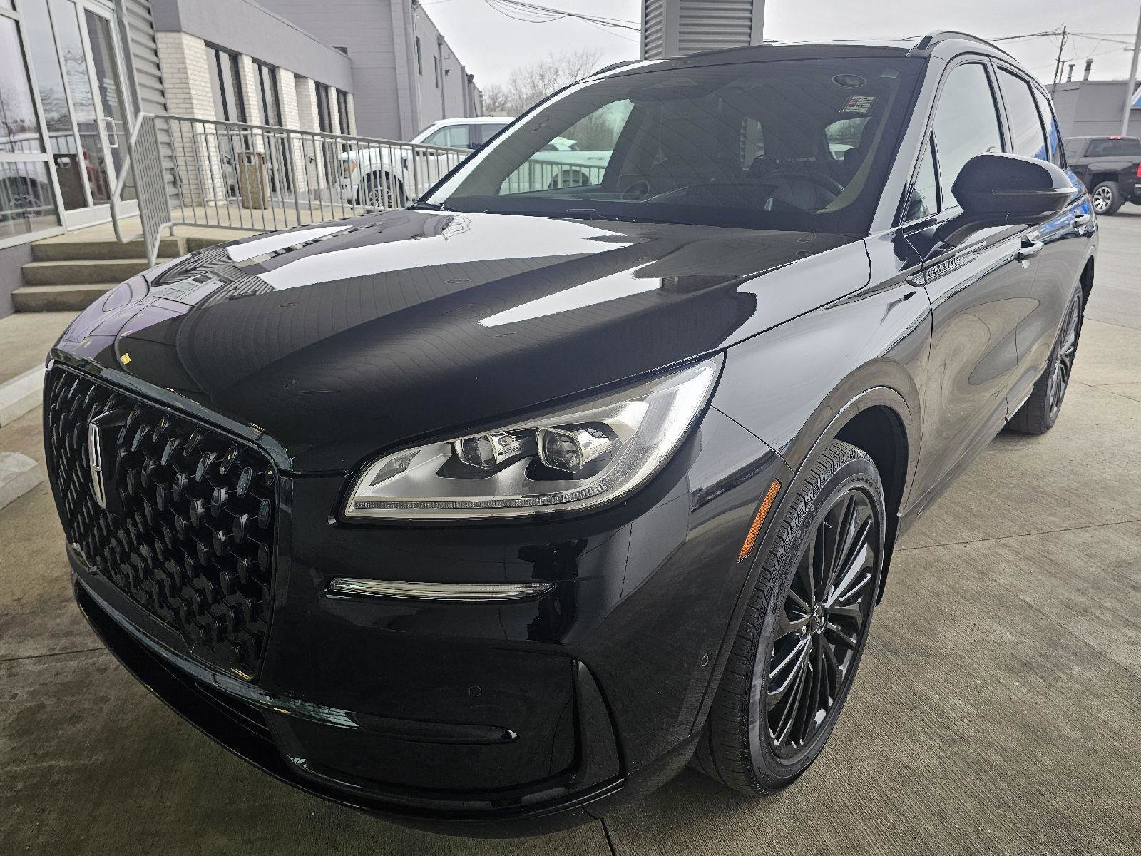 Used 2023 Lincoln Corsair Reserve w/ Equipment Group 202A