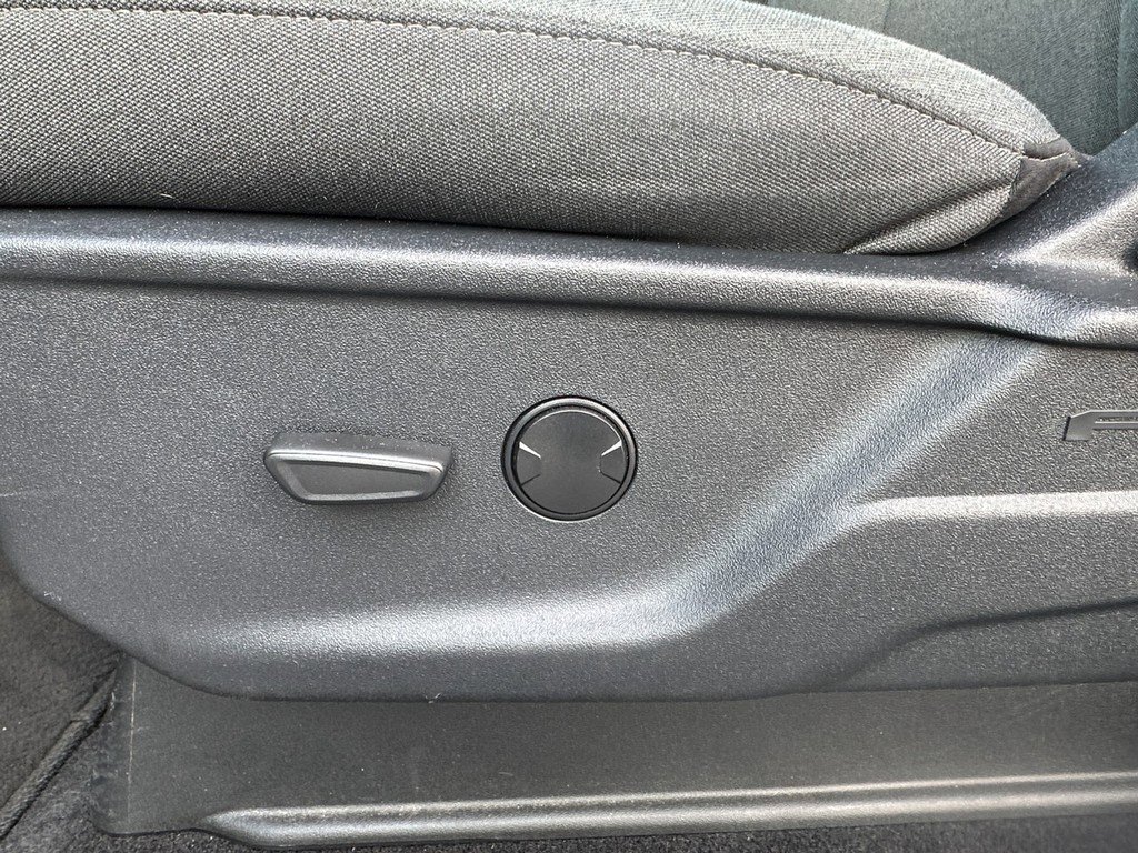 Used 2025 Ford F150 XLT w/ Equipment Group 301A Standard image 19