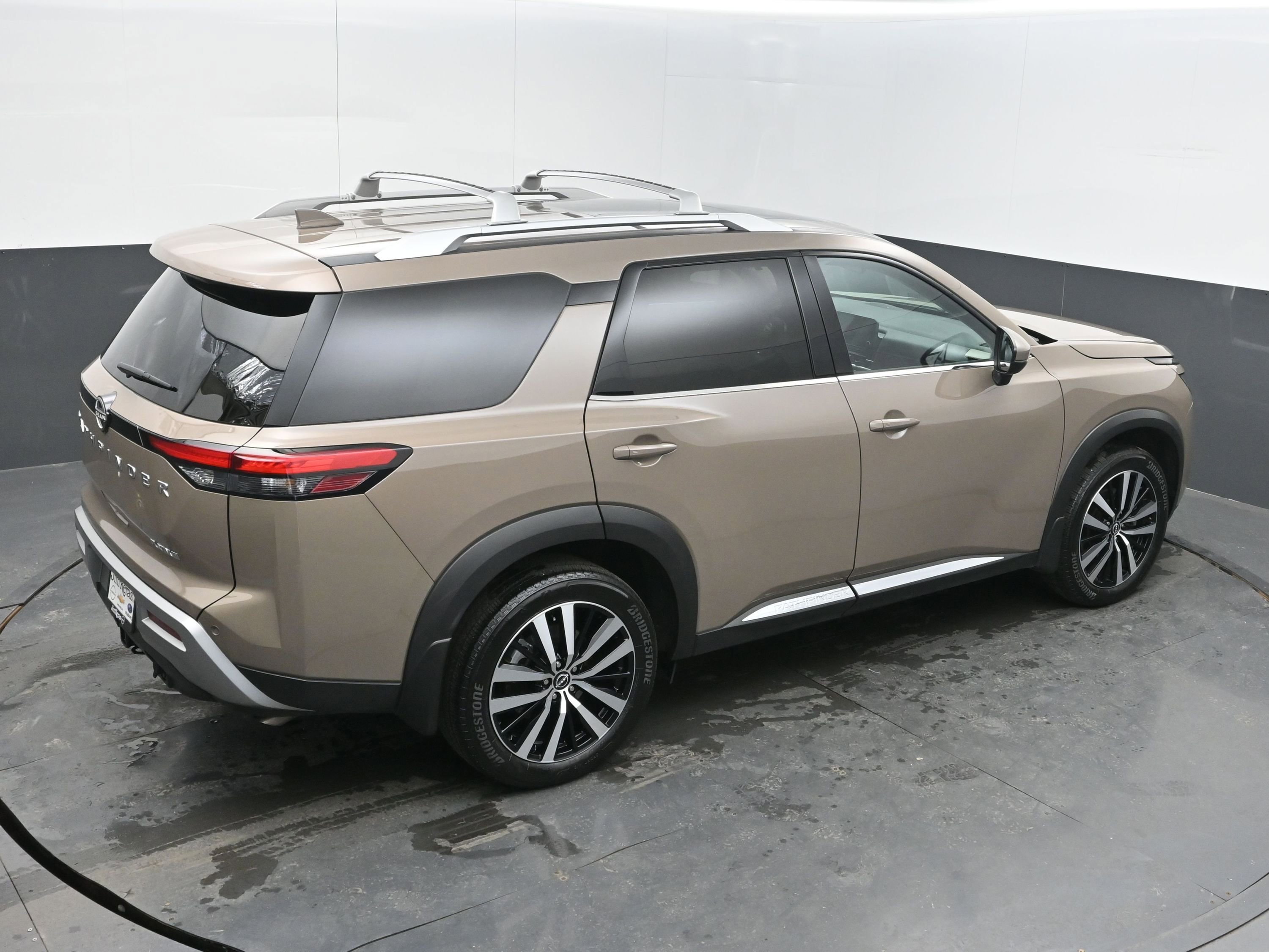 Certified 2024 Nissan Pathfinder Platinum w/ Cargo Package image 37