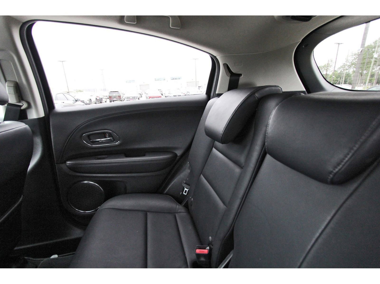 Used 2017 Honda HR-V EX-L image 13